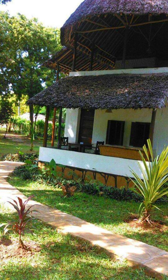 Diani Banda Cottages Diani Beach Luaran gambar