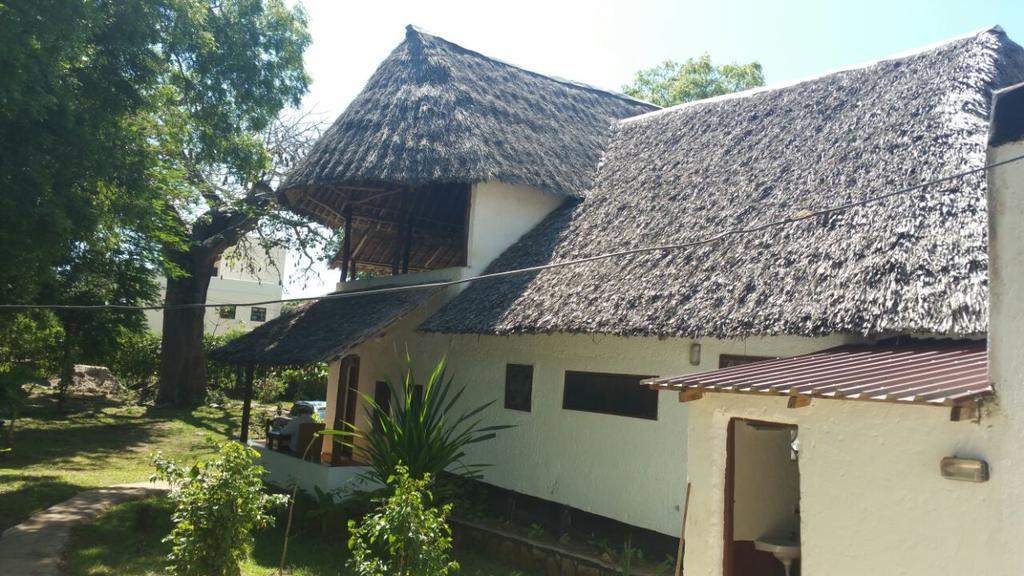 Diani Banda Cottages Diani Beach Luaran gambar